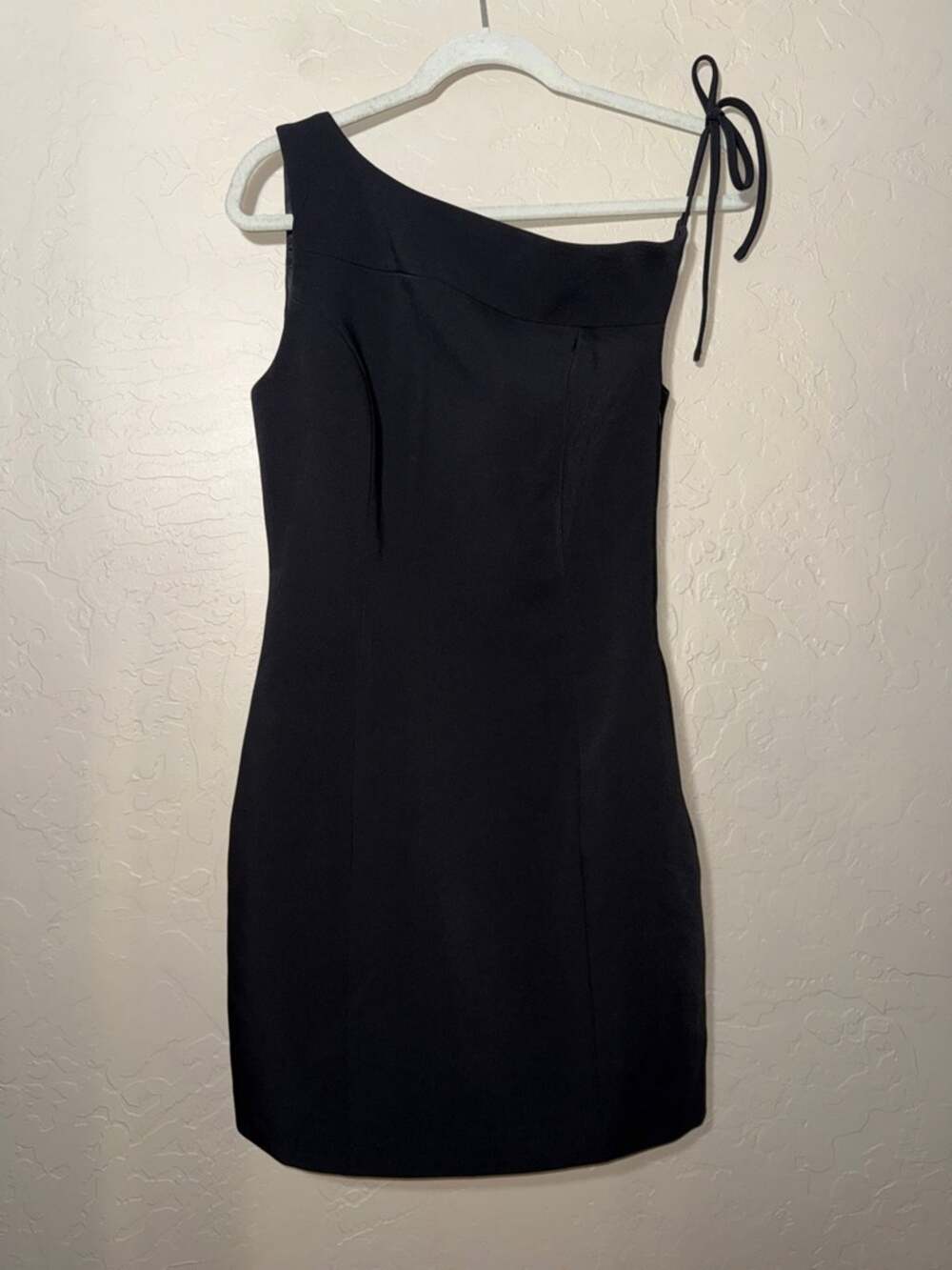 Meshki baker suiting off shoulder dress little black dress size XXS. NWT.